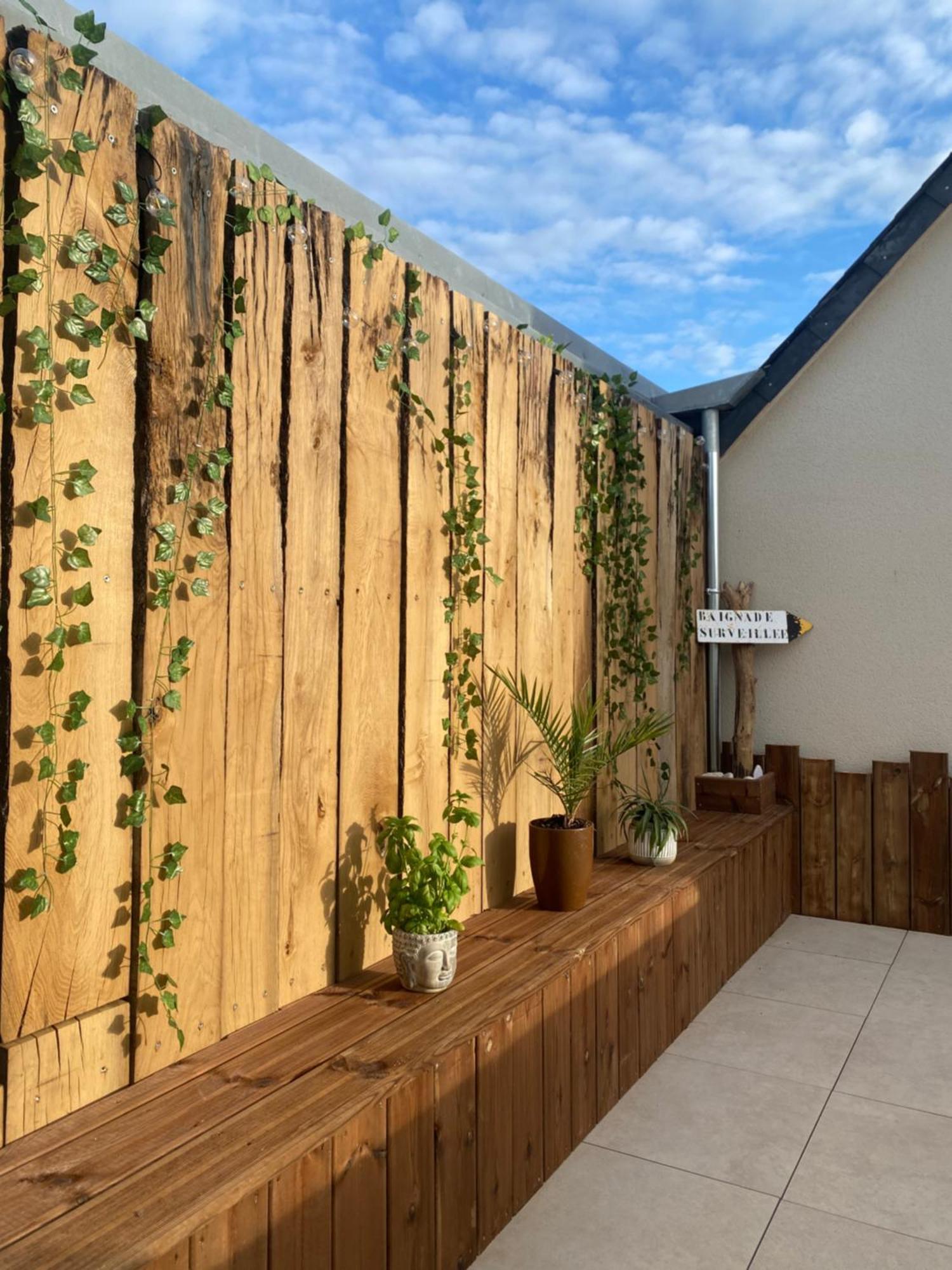 Maison De Ville Avec Terrasse Lion-sur-Mer Exterior foto